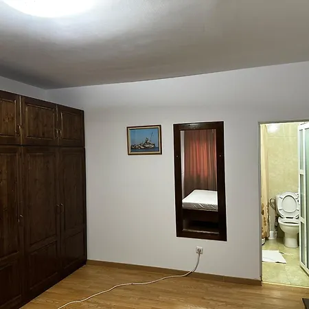 Casa Lui Neica Guest House Tulcea Exterior photo